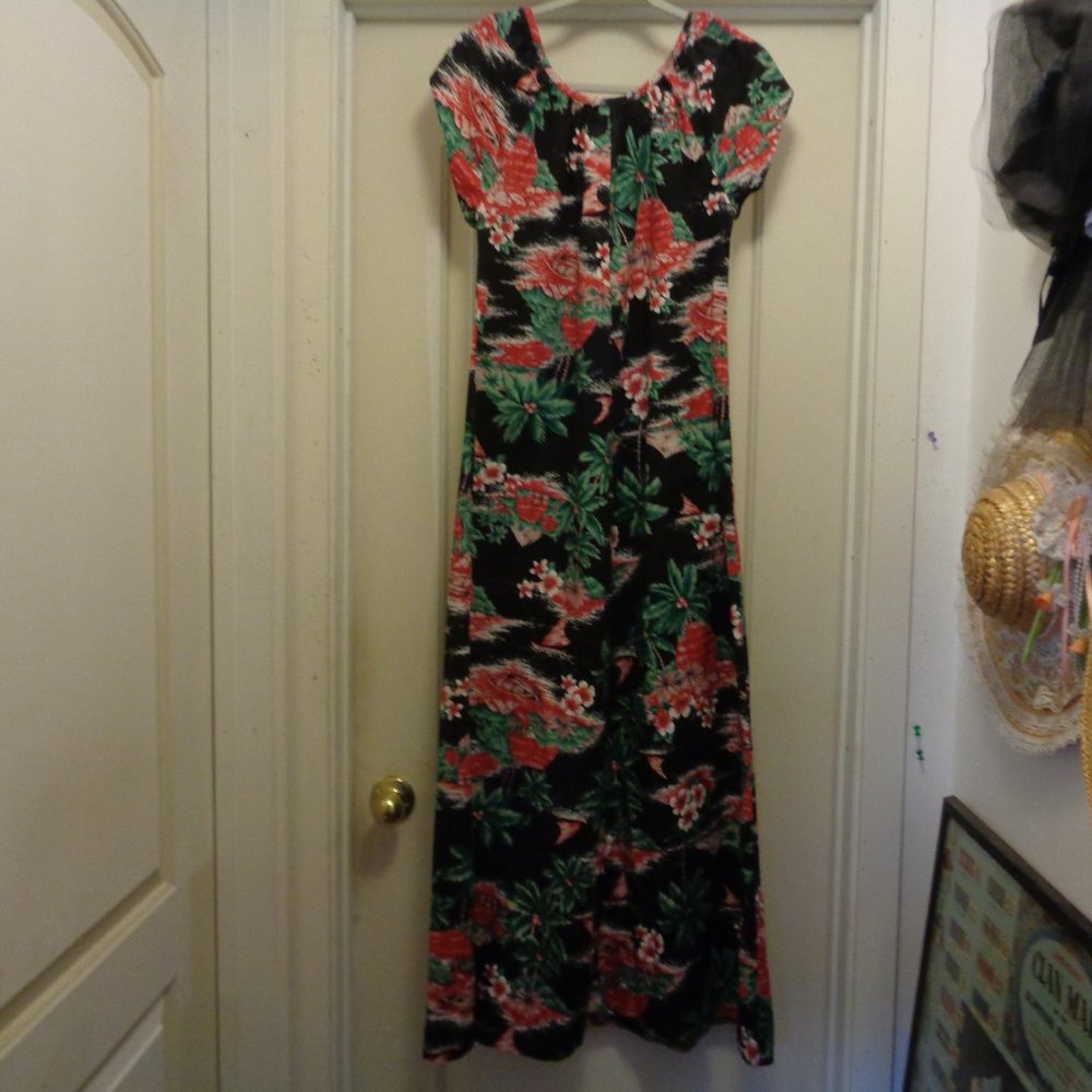 VTG HILO HATTIE TAHITI FLORALS COTTON MUMU M - Picture 7 of 7